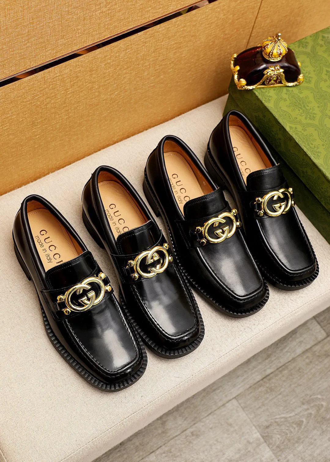 Men's shoes 💰560 💐Original Gucci GUCCI official website formal shoes Italian 🇮🇹 first layer calfskin ➕ top imported water-dyed cow 🐂 leather lining 💋 fine handmade original outsole, the real thing looks better when photographed in person Standard size 38-44 (45.46🉑️customized)